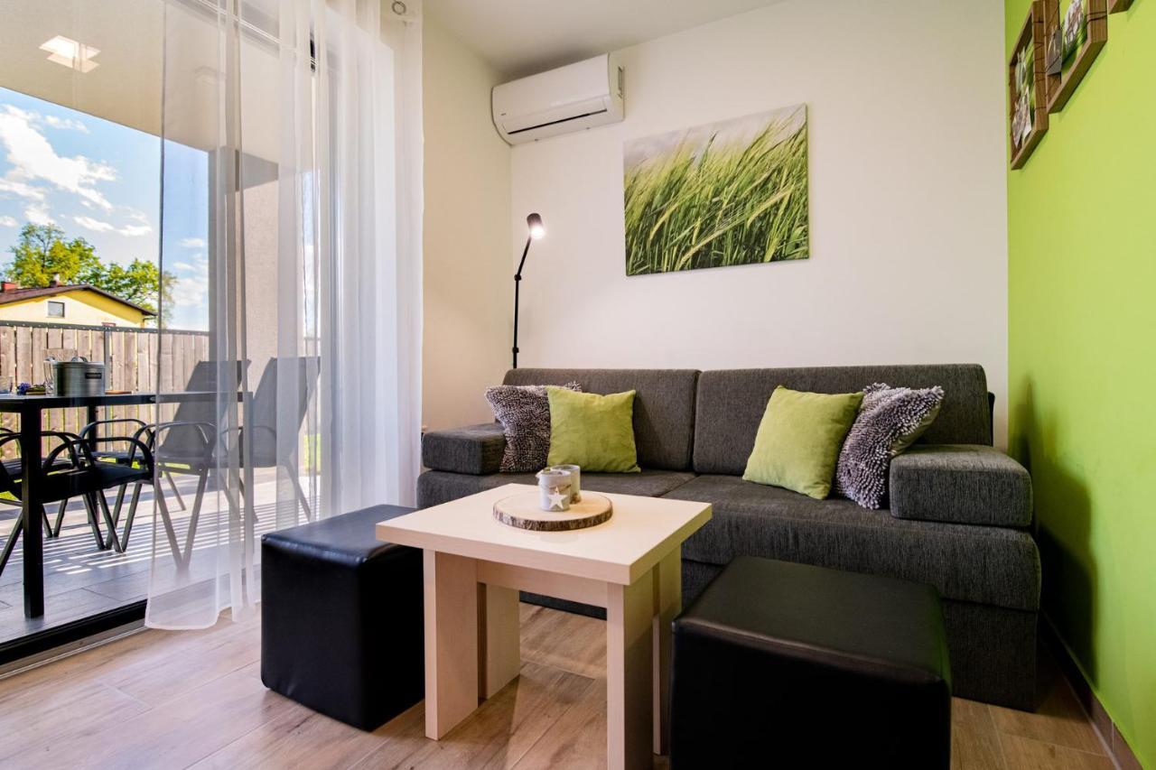 Apartmaji Banonia " Poletni Vetrc " Banovci Ngoại thất bức ảnh