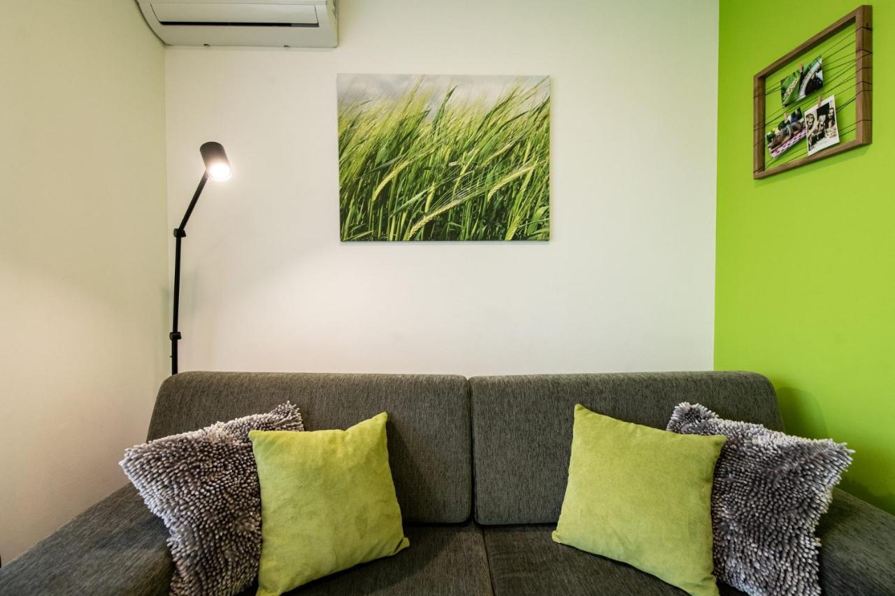 Apartmaji Banonia " Poletni Vetrc " Banovci Ngoại thất bức ảnh